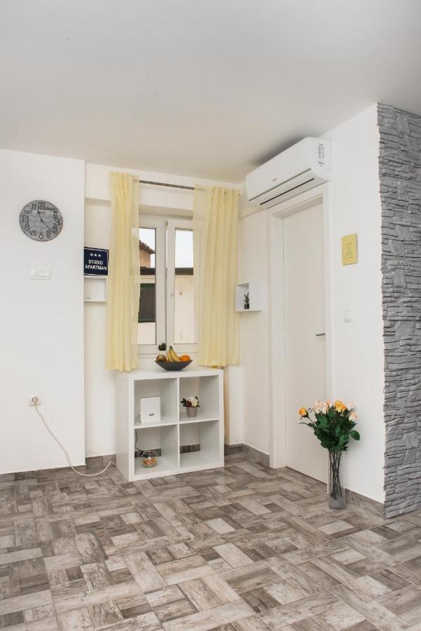 Studio Apartment Bilic Sibenik Ngoại thất bức ảnh