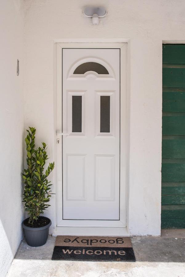 Studio Apartment Bilic Sibenik Ngoại thất bức ảnh