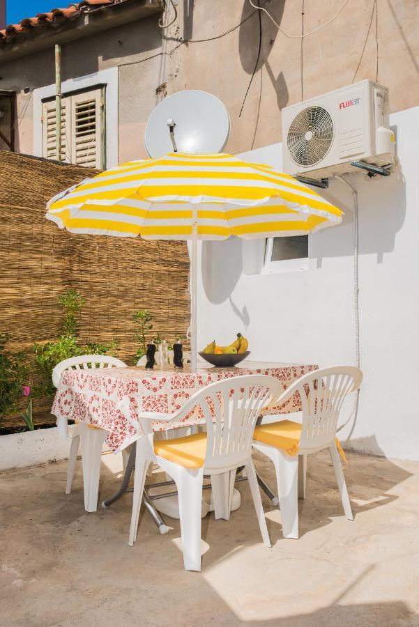 Studio Apartment Bilic Sibenik Ngoại thất bức ảnh